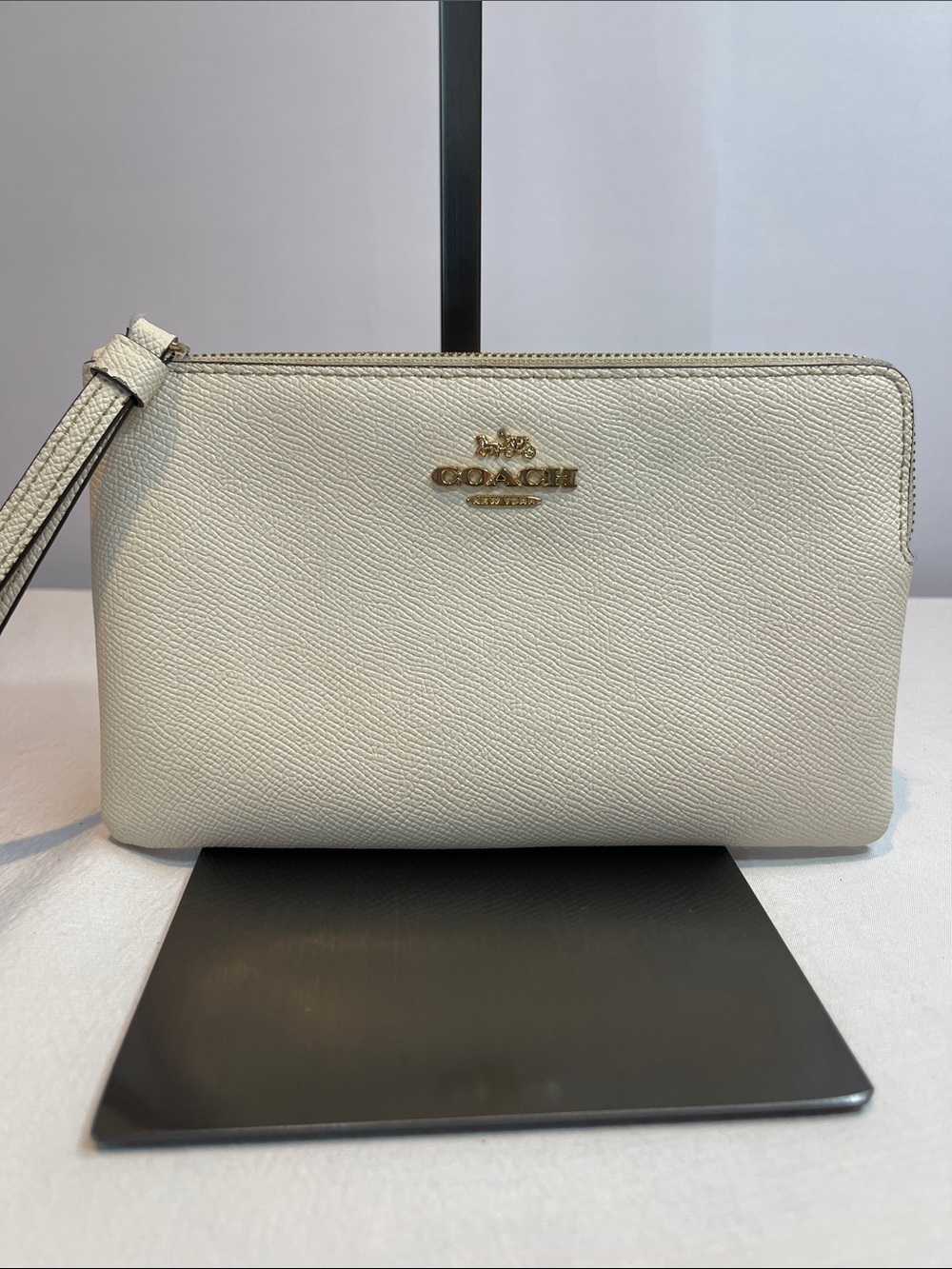 Coach J2177-3888 Corner Zip Wristlet– Chalk/Light Ivory Pebbled Leather